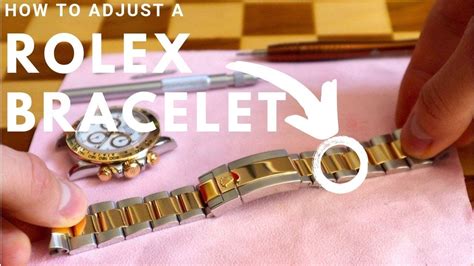 rolex watch adjust band|how to adjust rolex band.